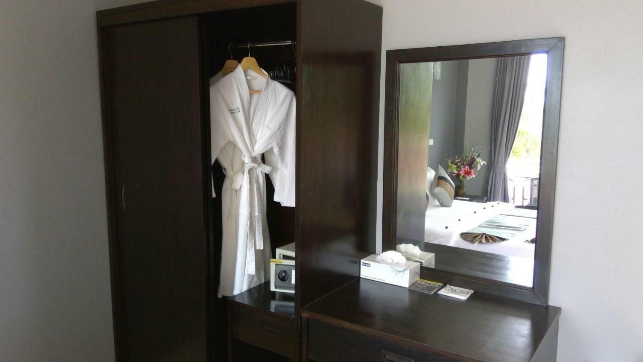 Mj Boutique Hotel Khao Lak Exteriör bild